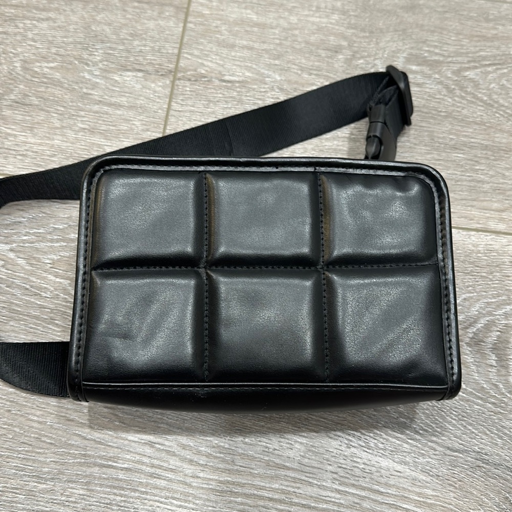 Black quilted crossbody